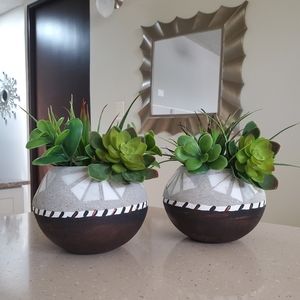 Handcrafted Vase Set
